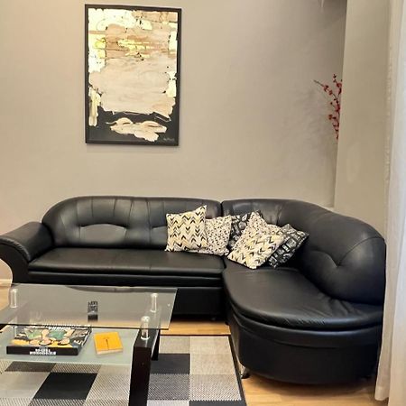Apartment Lesya Kurbasa Leopoli Esterno foto