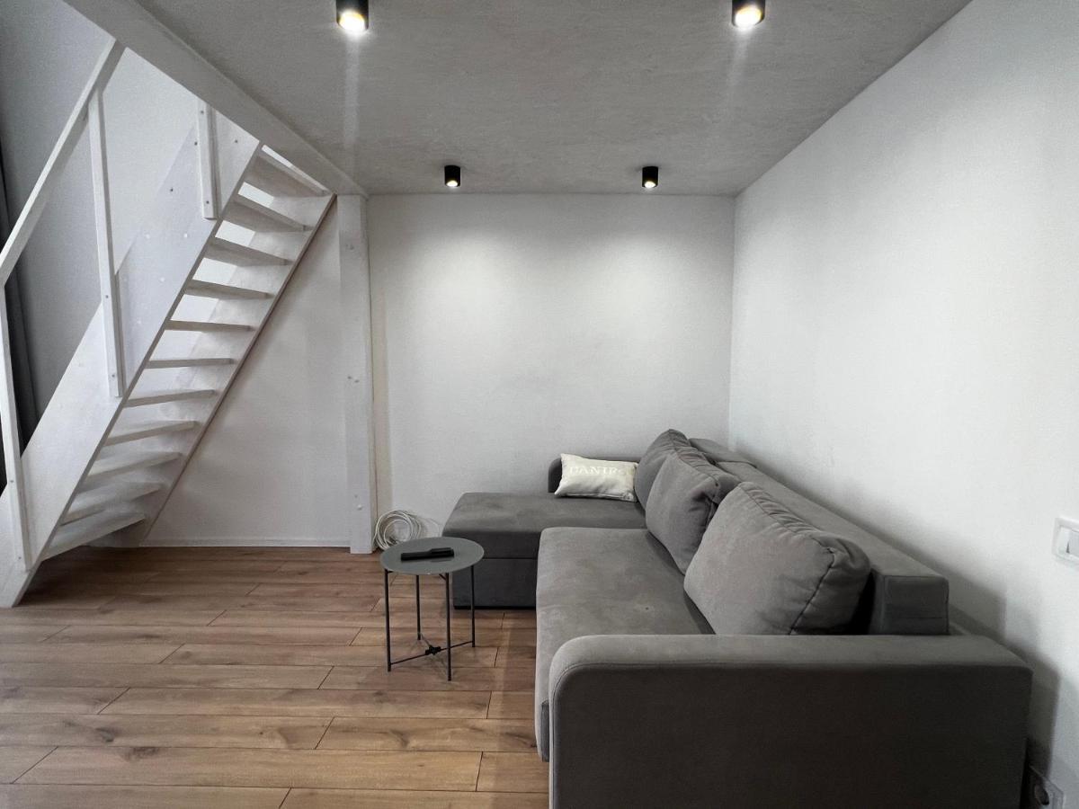 Apartment Lesya Kurbasa Leopoli Esterno foto