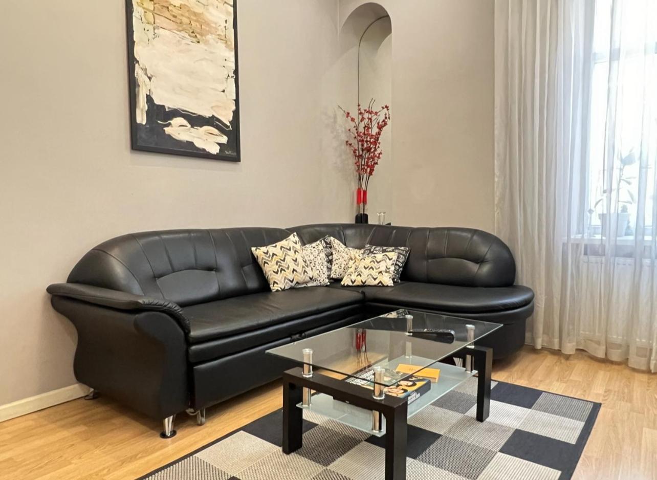 Apartment Lesya Kurbasa Leopoli Esterno foto